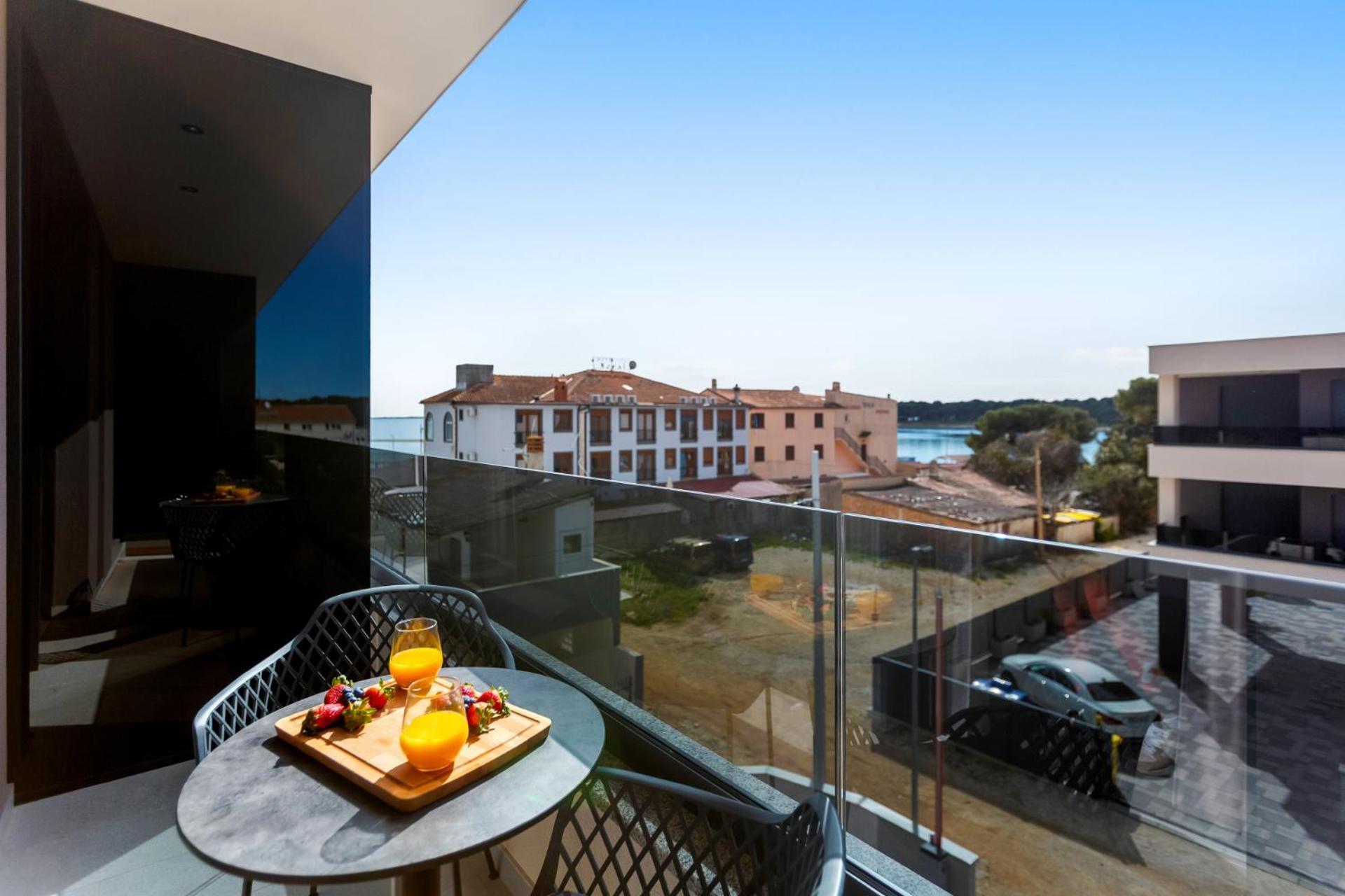 Fly Rooms Medulin - 50M From The Beach - New 2024 部屋 写真
